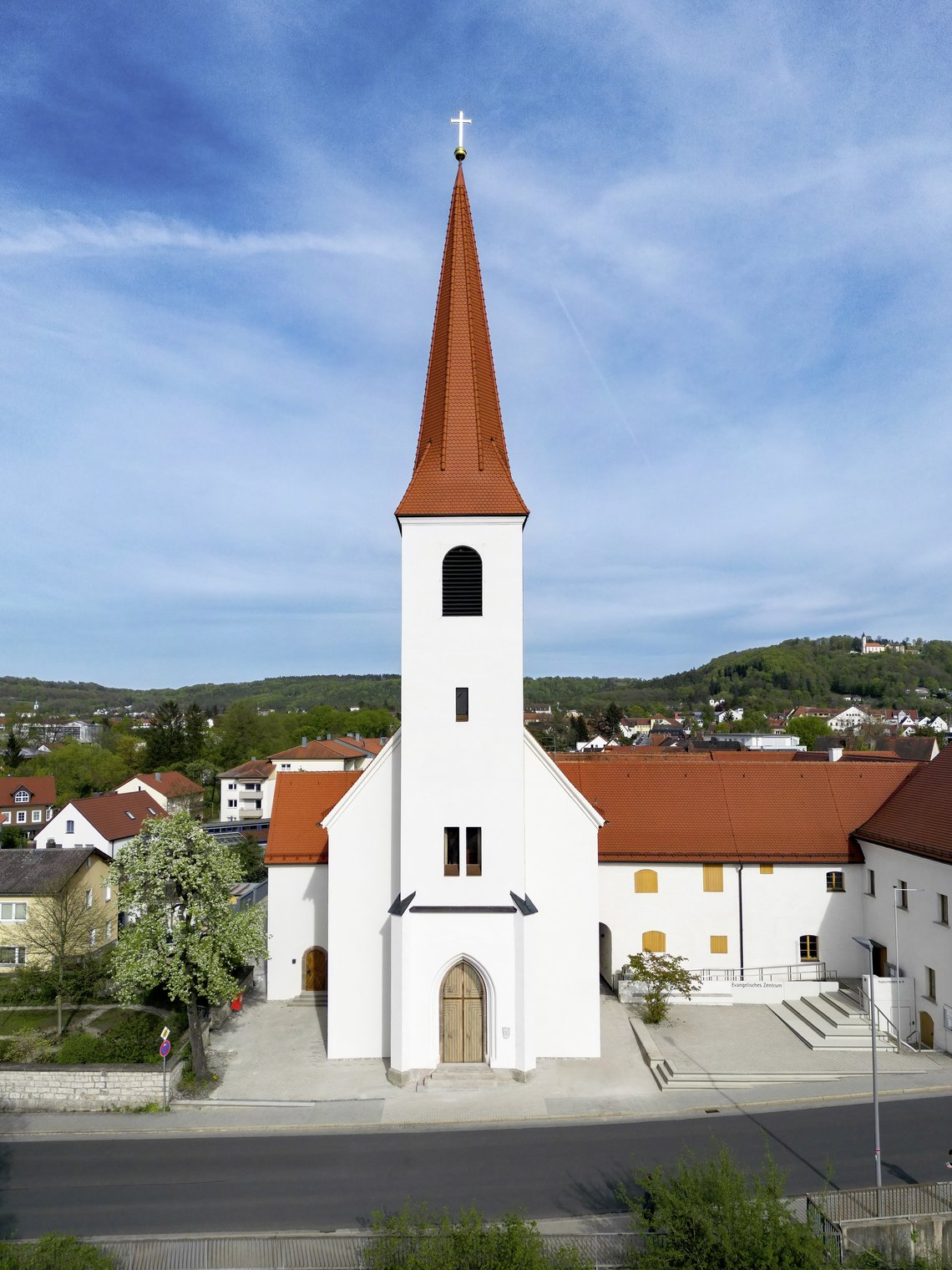Christuskirche, Luftaufnahme bearbeitet, 18.06.2023 Christian Amthor