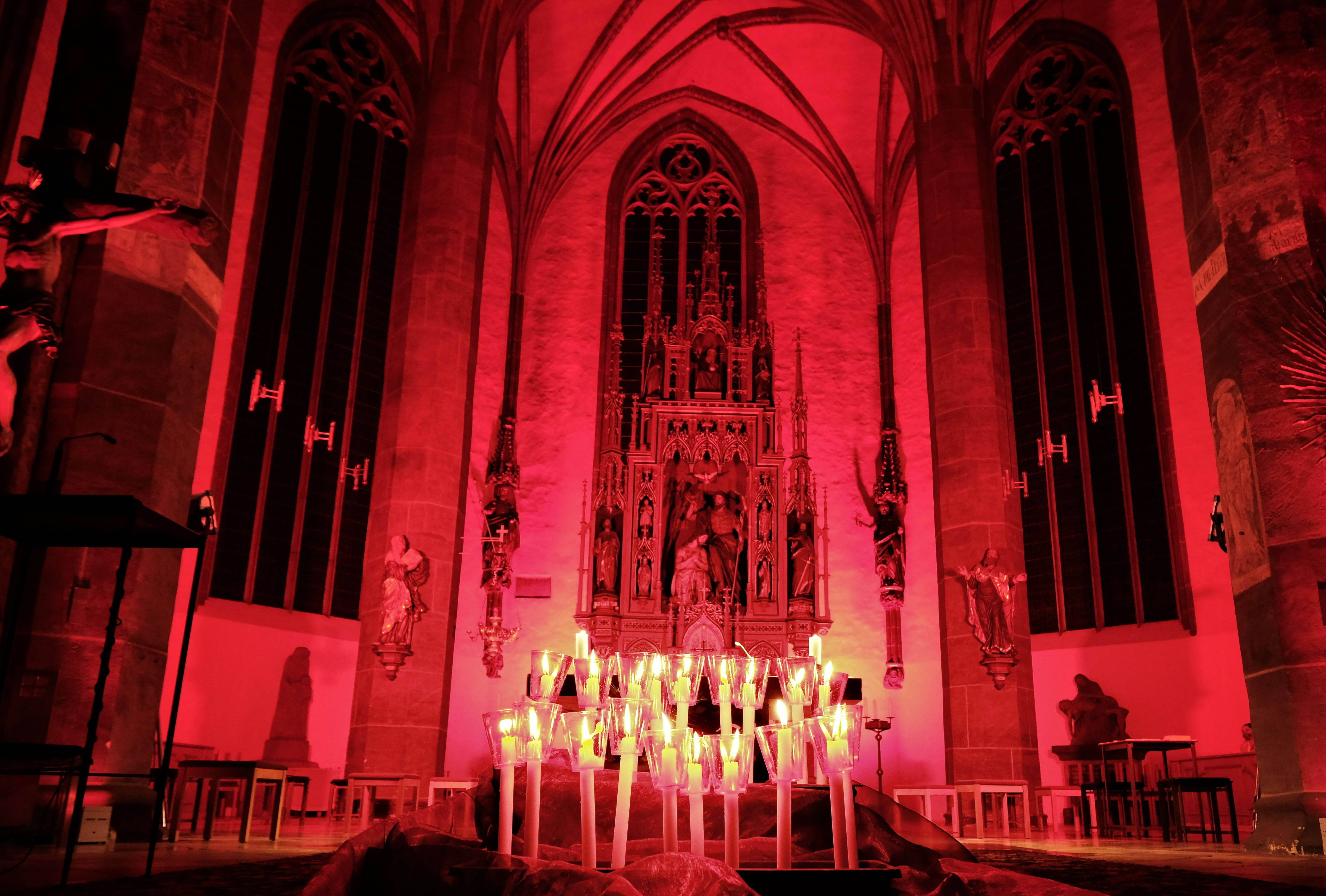 Red Wednesday Neumarkt 25.11.2020, Foto Eifler