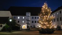 Residenzplatz mit Weihnachtsbaum 2022, Foto kb