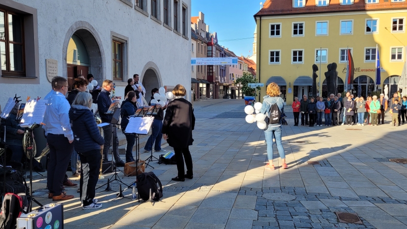 Neumarkt i.d.OPf. Friedensandacht vor dem Rathaus