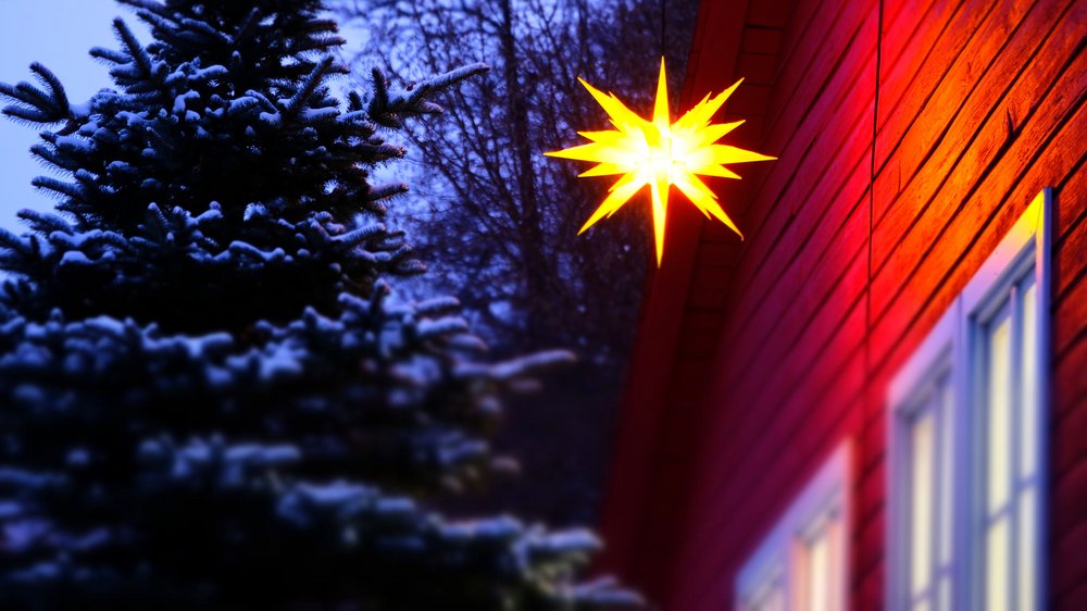 "Kapelle" an einem Winterabend am 2. Dezember fotografiert von Klaus Eifler.
