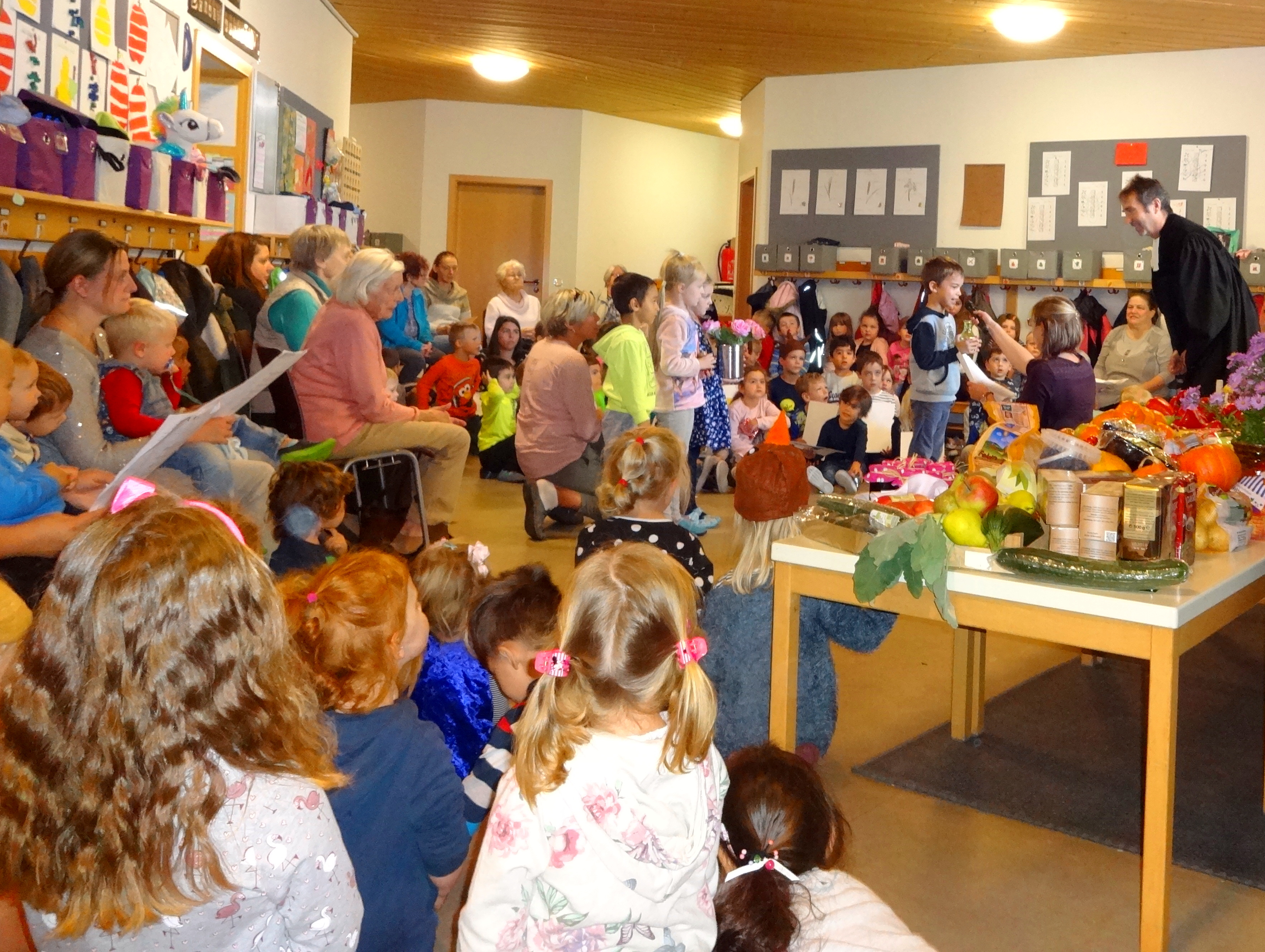 Erntedank im Donauer Kinderhaus