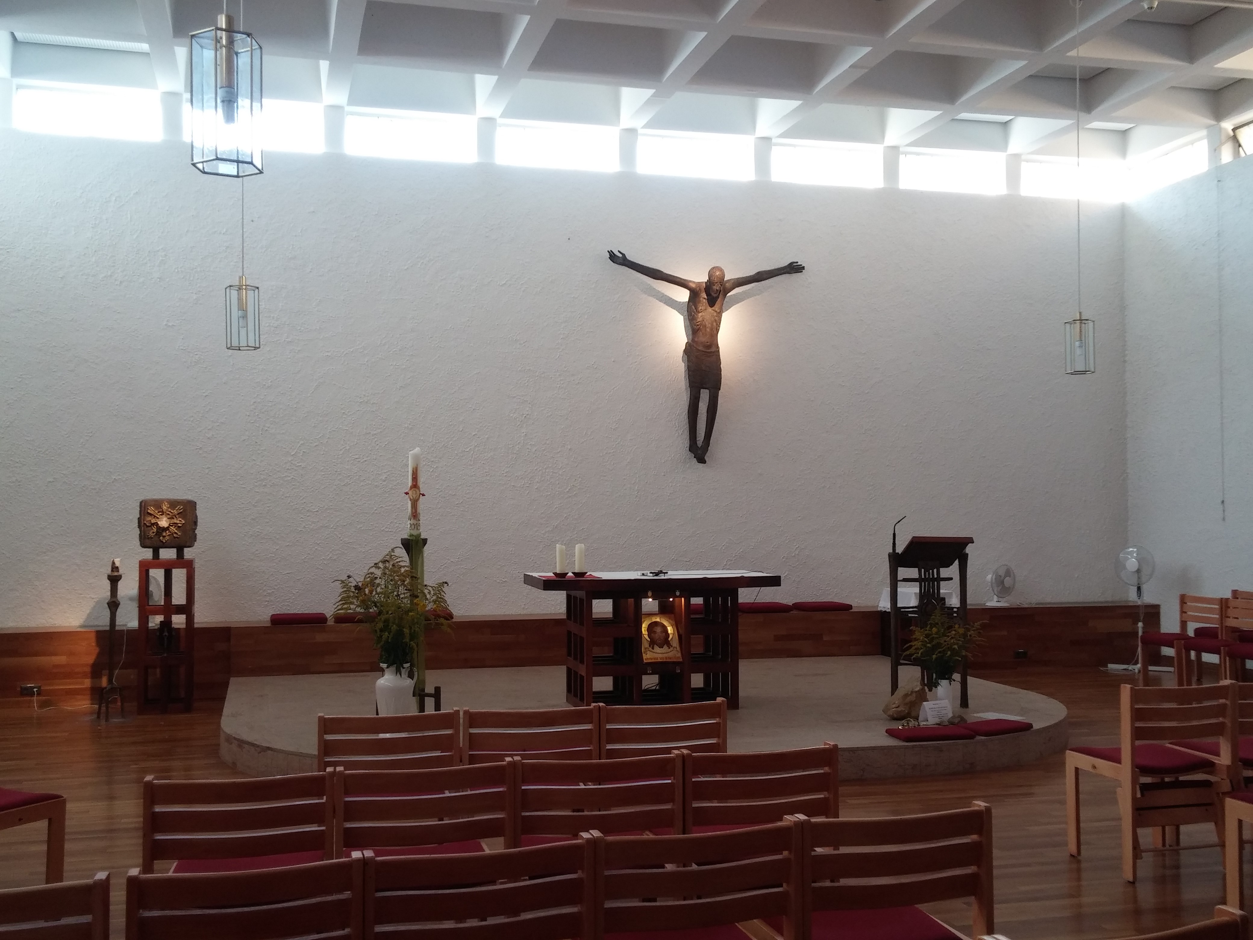 Klinikkapelle mit Altar
