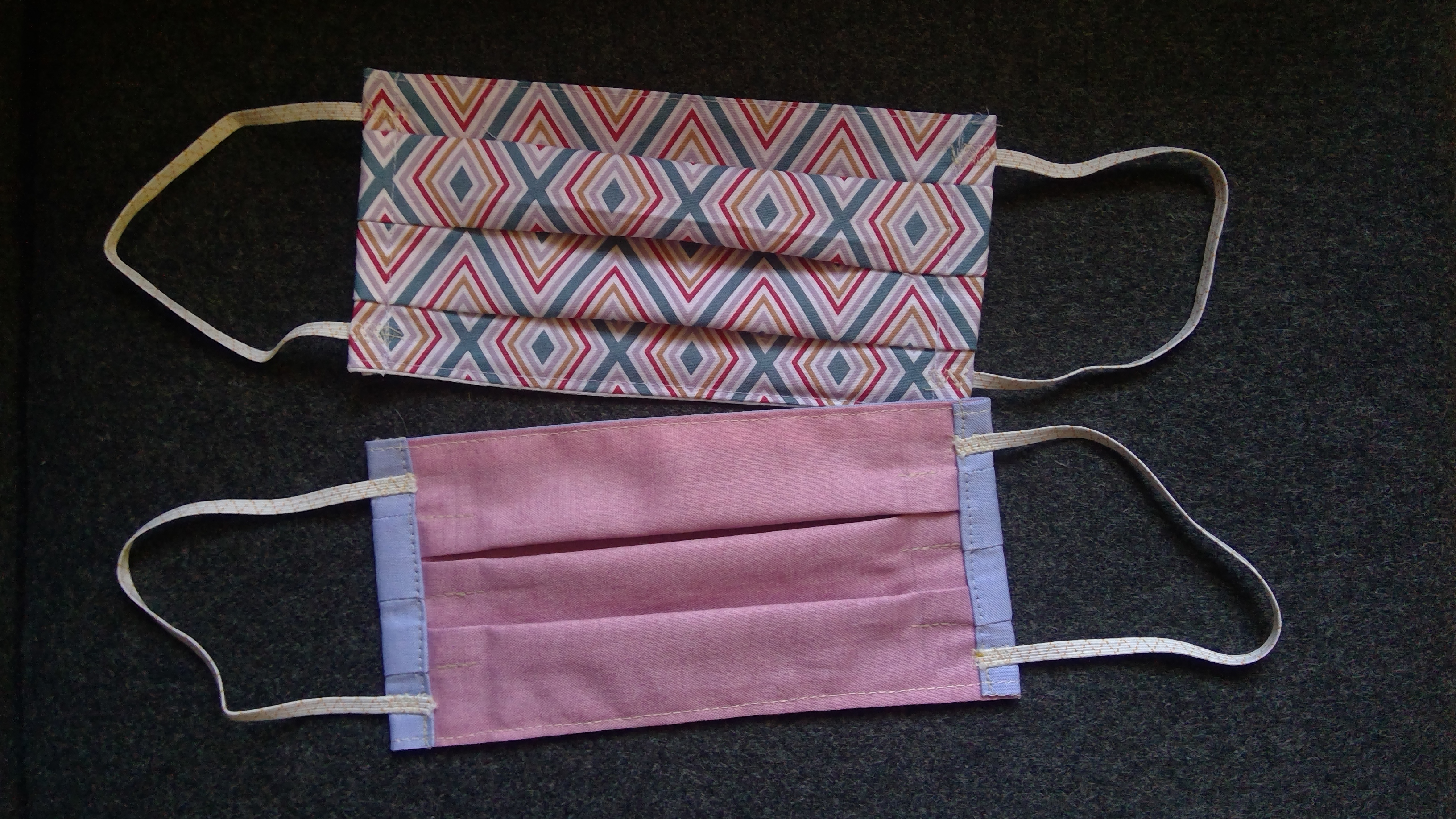 Stoffmaske nach Nähanleitung, Foto kb