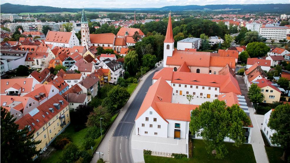 Evangelisches Zentrum und Christuskirche Luftaufnahme