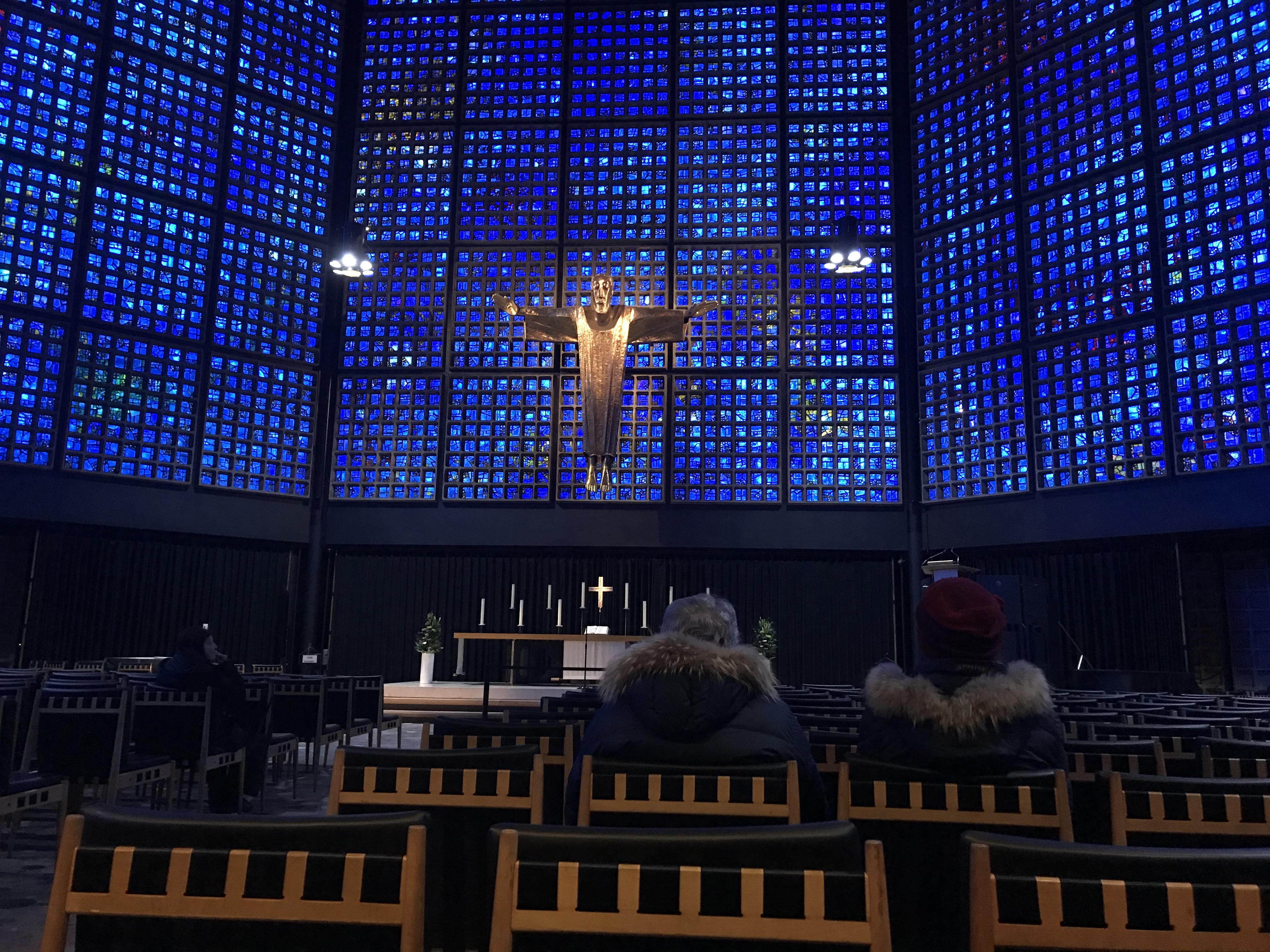 Konfiteamer Berlinfahrt, Kaiser-Wilhelm-Gedächtniskirche, Foto M. Murner