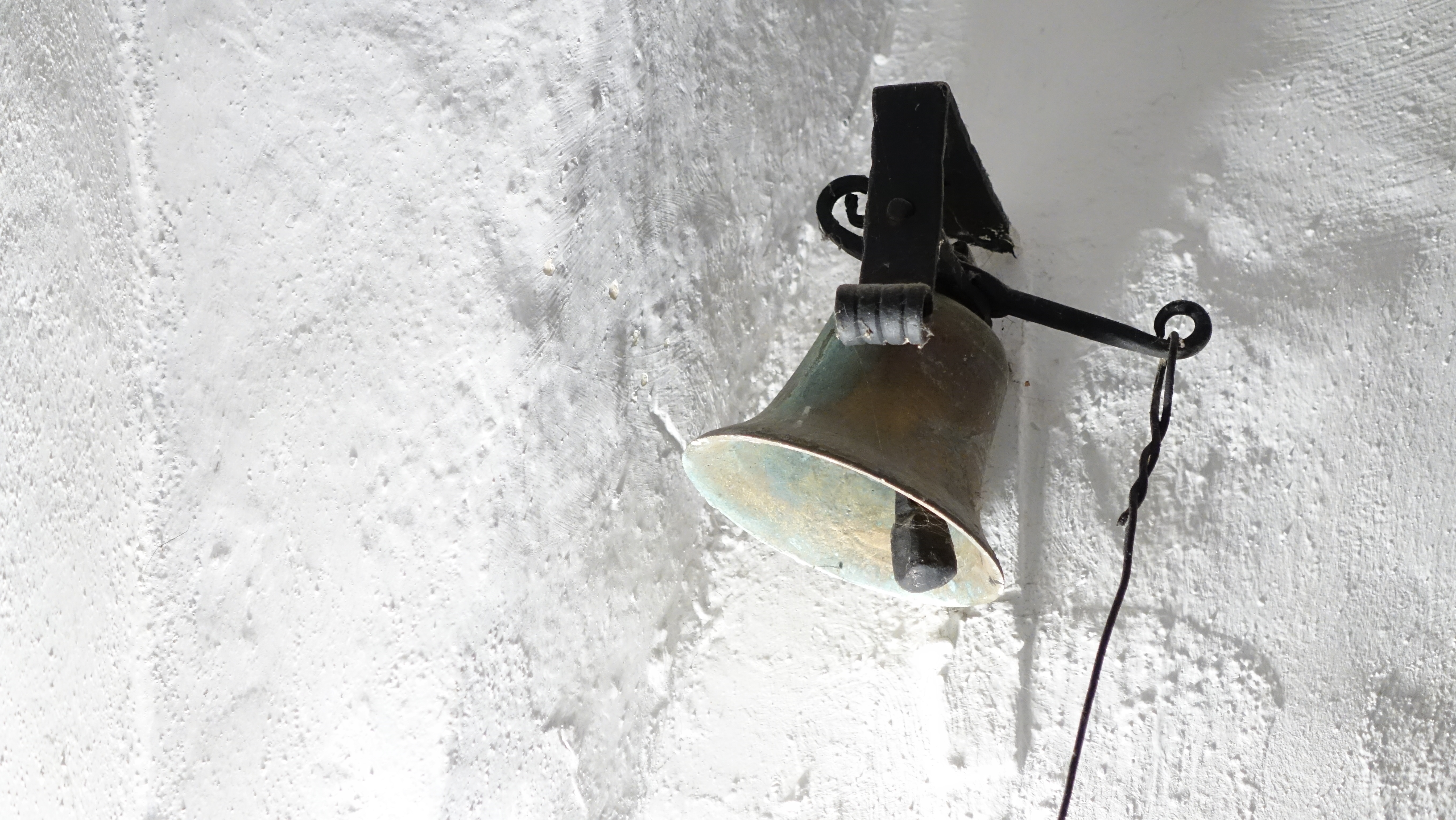 Schlosskapelle Woffenbach Glocke, Foto kb