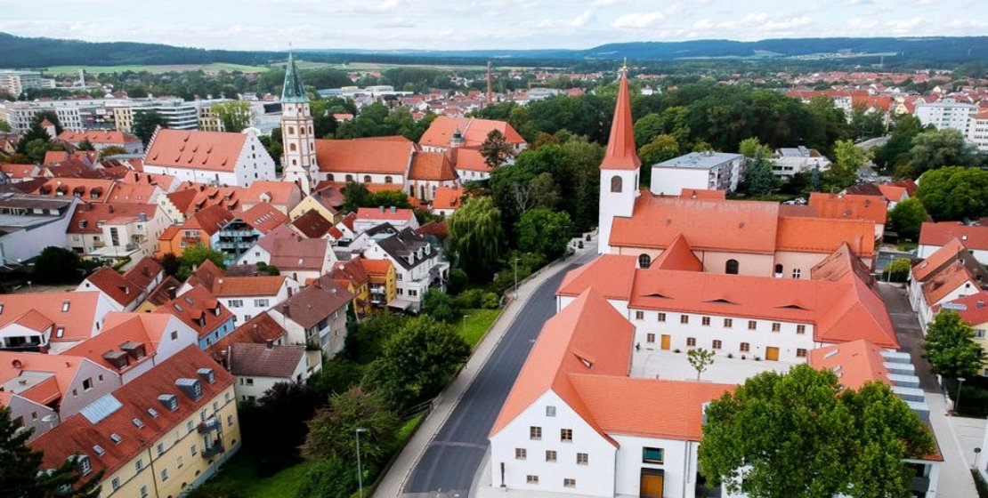 Evangelisches Zentrum und Christuskirche Luftaufnahme