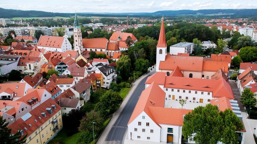 Evangelisches Zentrum und Christuskirche Luftaufnahme
