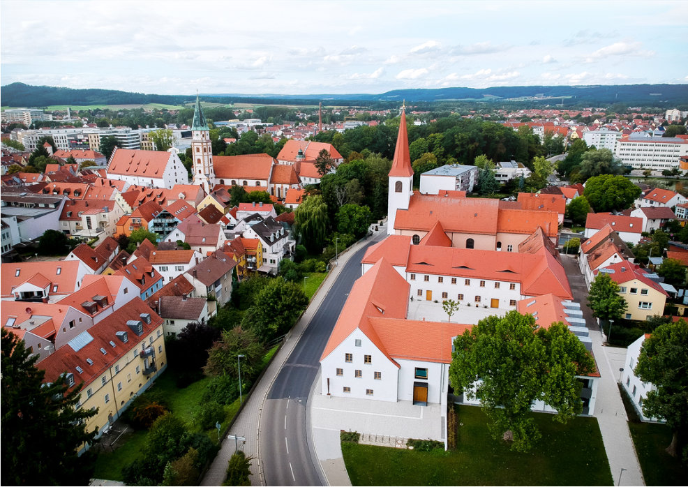 Evangelisches Zentrum und Christuskirche Luftaufnahme