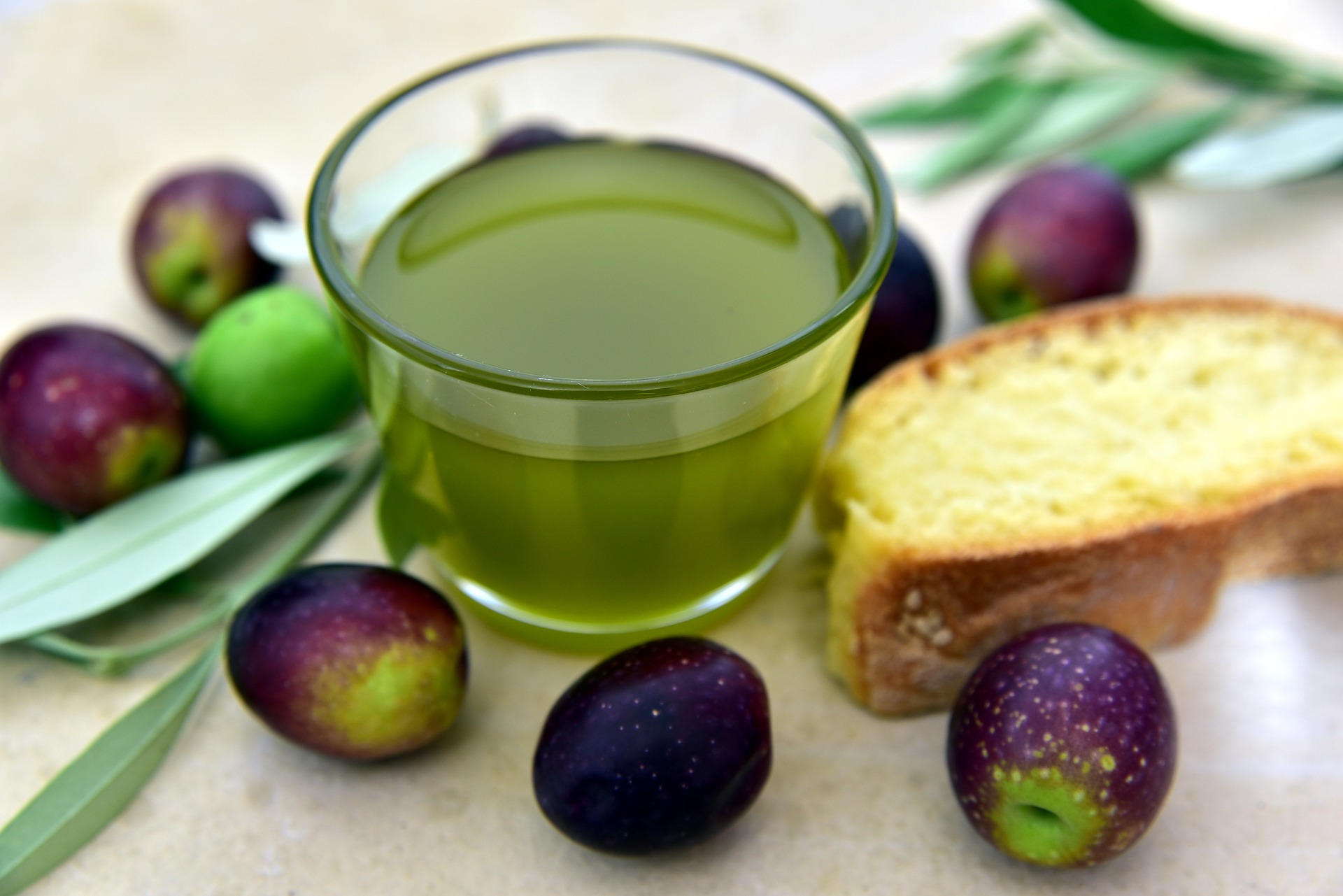 Olive, Öl, Brot; Foto: pixabay