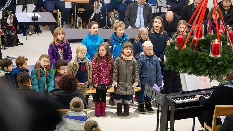 Kinderchor beim Adventssingen 2023