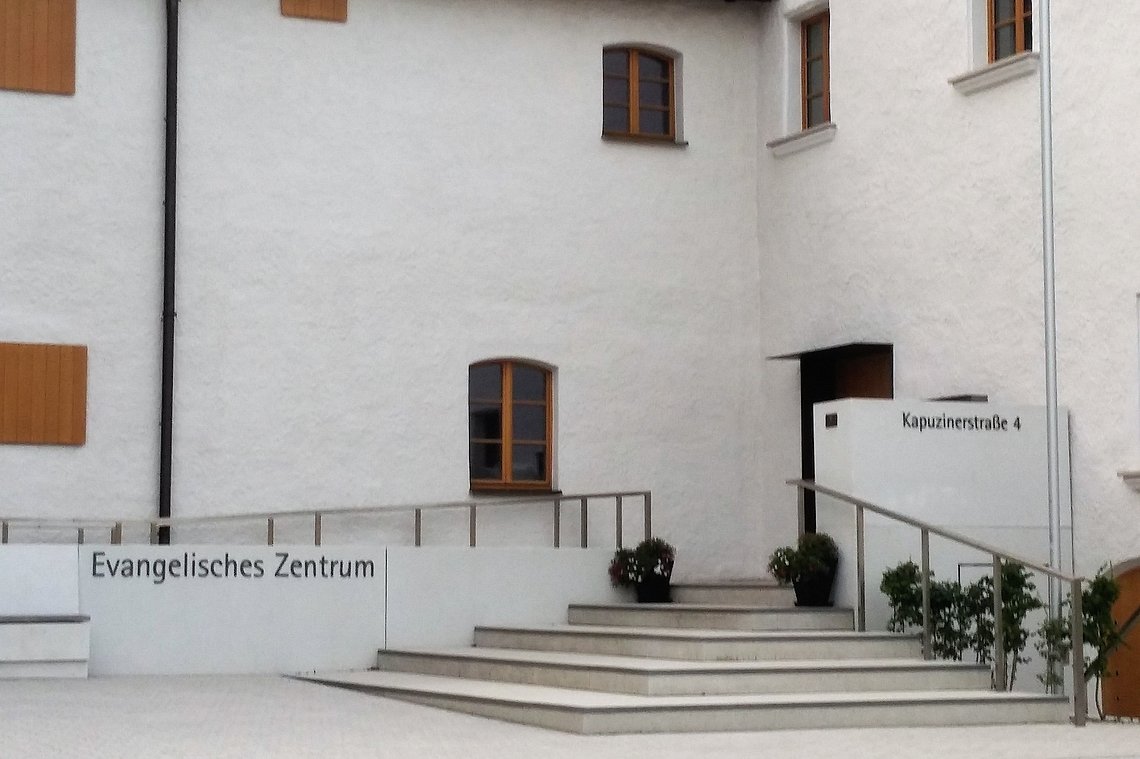 Evangelisches Zentrum Pfarramt und Dekanat