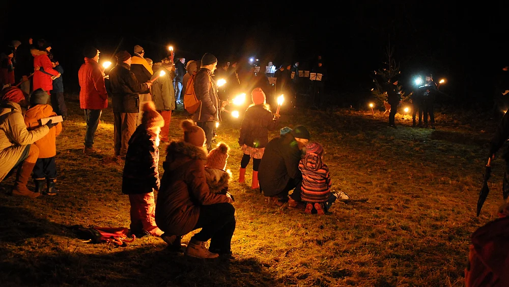 Waldweihnacht auf der Waldwiese in Deining, Foto S. Mandel