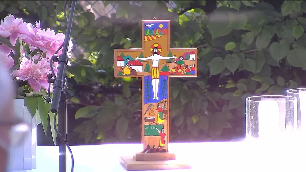 Altarkreuz Gottesdienst Gemeindewiese, Videoausschnitt wir-machen-it