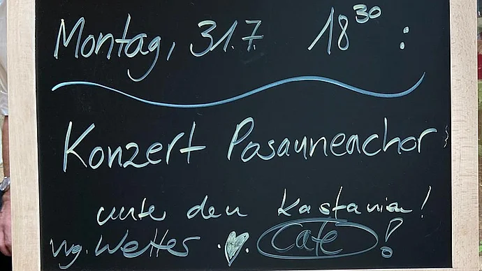 Infotafel des Seniorenheims Woffenbach: Konzert des Posaunenchors