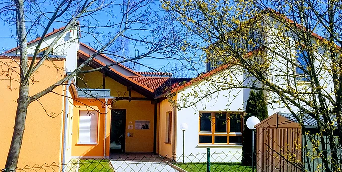 L.u.J. Donauer Kinderhaus, Zugang, Foto: kb
