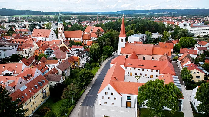 Evangelisches Zentrum und Christuskirche Luftaufnahme