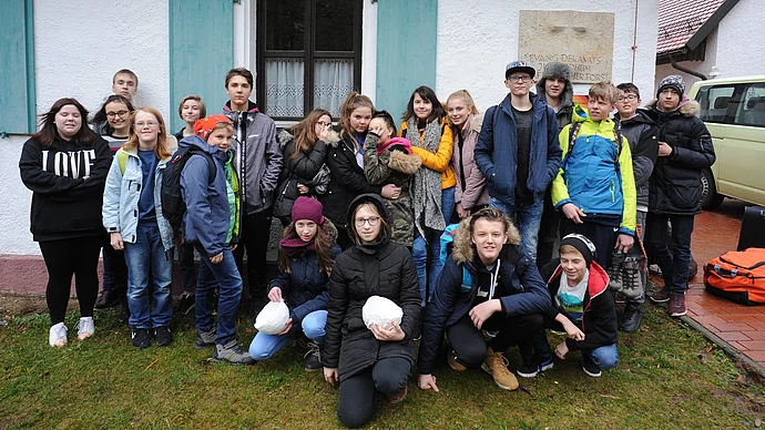 Gruppenbild der Konfis von Michael Murner und Linda Kaiser, 2019; Foto: Eifler