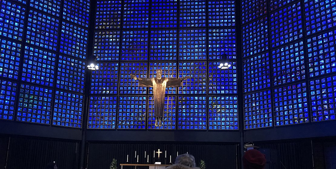 Konfiteamer Berlinfahrt, Kaiser-Wilhelm-Gedächtniskirche, Foto M. Murner