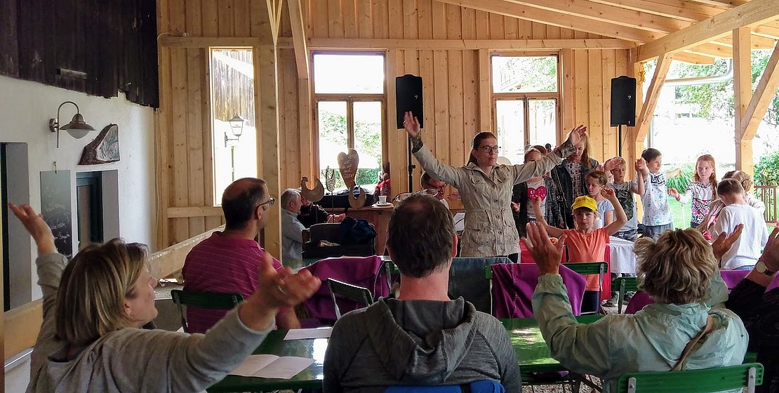 Gemeindeausflug zu Deinhards Viecherei in Gebertshofen Foto: Hauke Höpcke