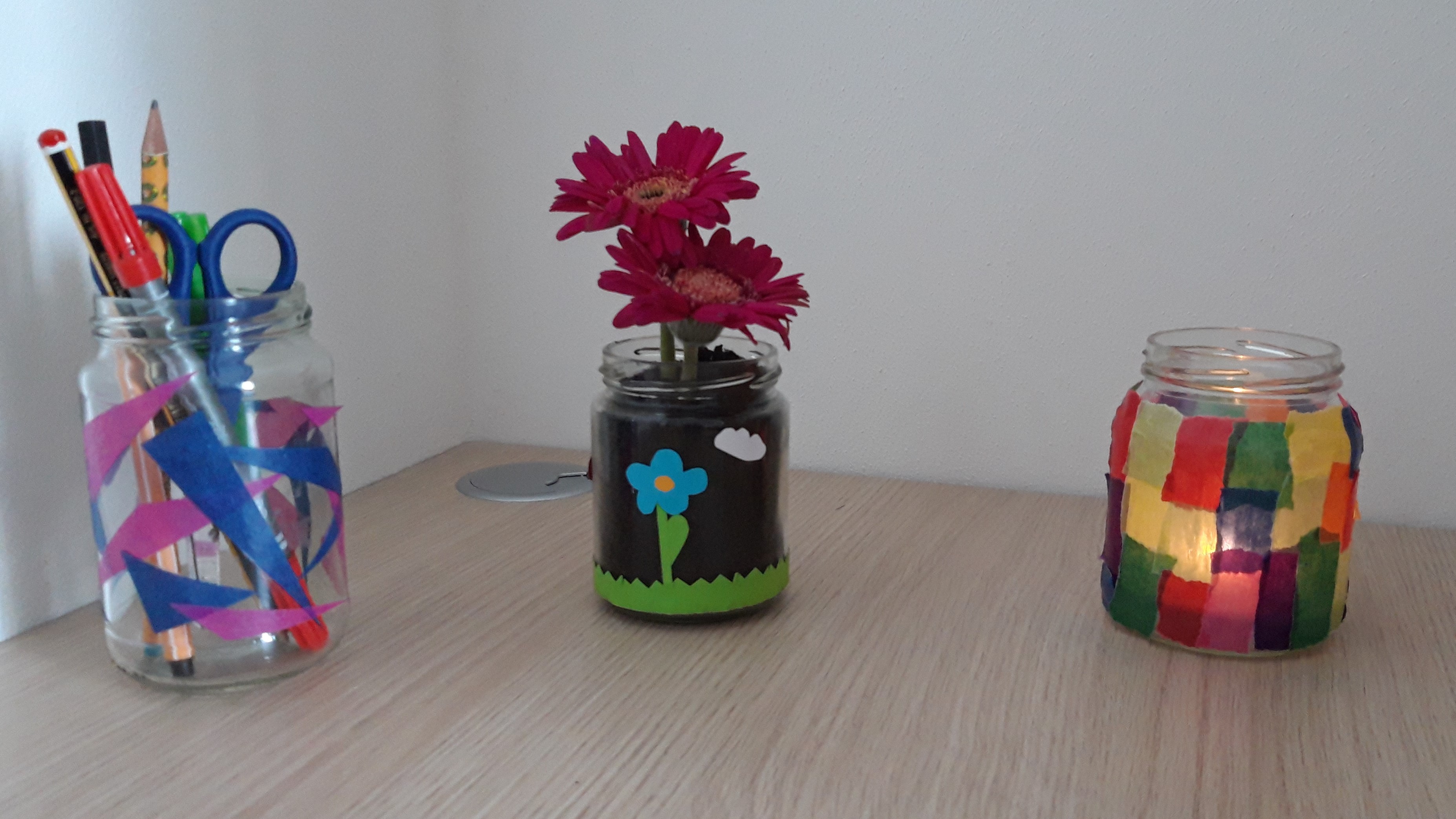 Paulines Altglas fü den Sommer, Foto E. Distler