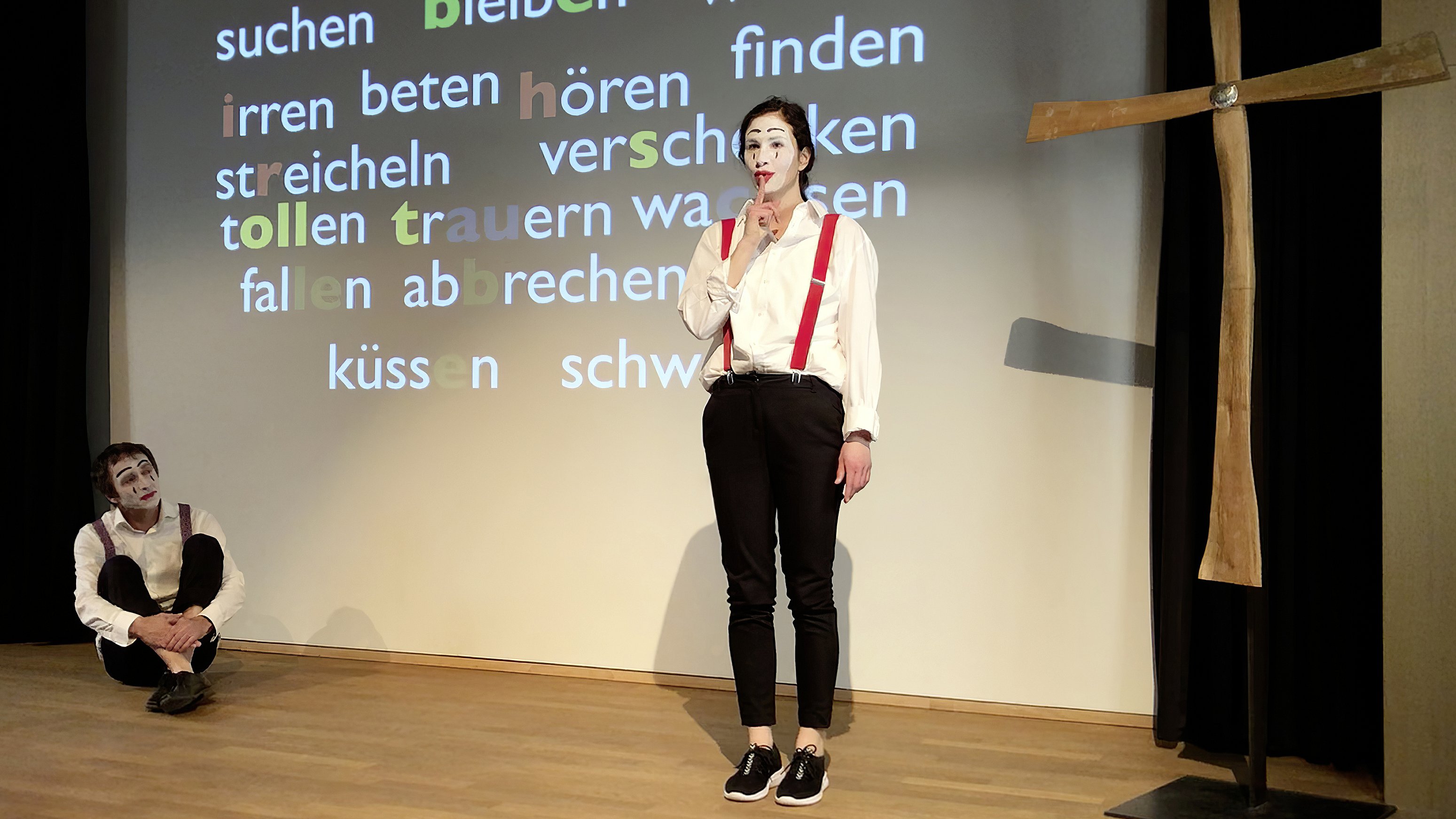 Linda Kaiser als Pantomime; Foto C. Amthor