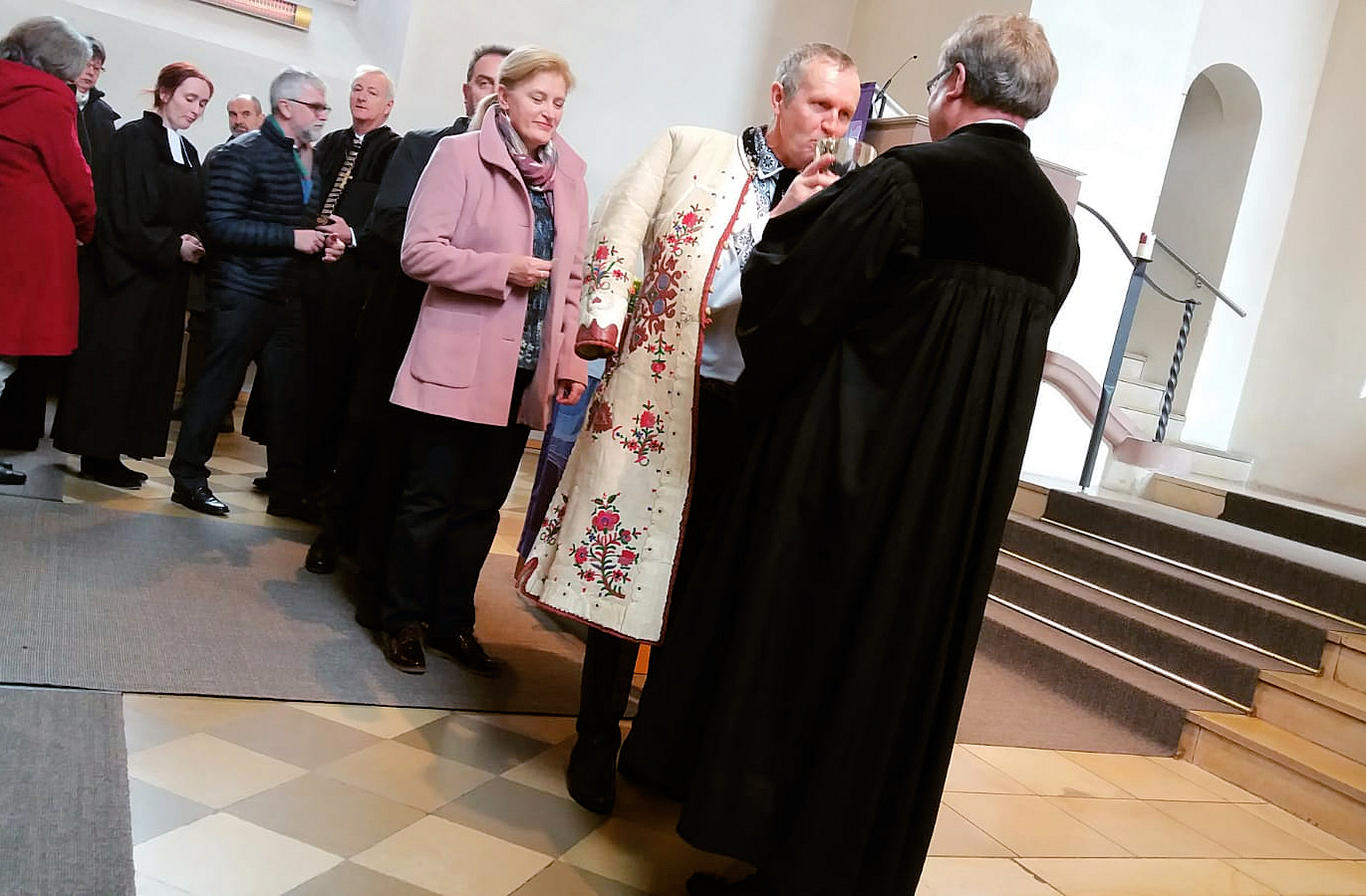 Fastenaktion Festgottesdienst Abendmahl, Foto Löwe